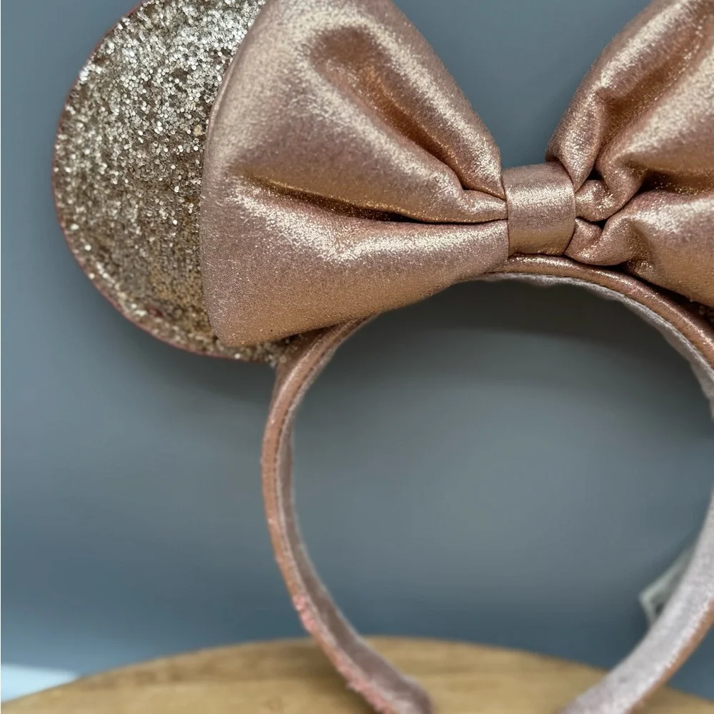 Disney Parks Rose Gold Sequin‎ Minnie Mouse Ear Headband